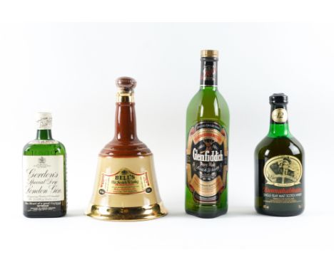 THREE BOTTLES OF WHISKY AND ONE GIN INCLUDING BUNNAHABHAIN AND GORDON'S (4)Including a bottle of Bunnahabhain Single Islay Ma