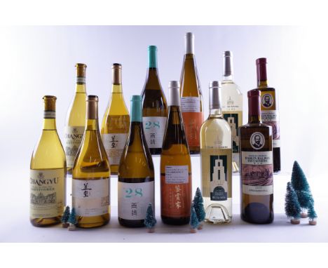 12 BOTTLES CHINESE WHITE WINEYantai Changuy Pioneer. x Riesling 2020; Ningxia Helan Mountain Renyiyuan Chardonnay 2020; Xi Ge