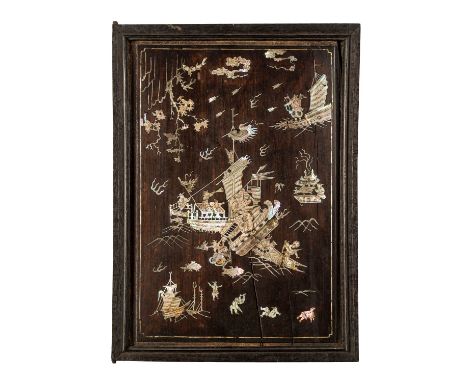 Holzpanneel "Seeschlacht". CHINA, um 1900, Perlmuttintarsien auf Holz, 31x22,5 cm. Altersspuren, Spannungsrisse, besch.| Wood