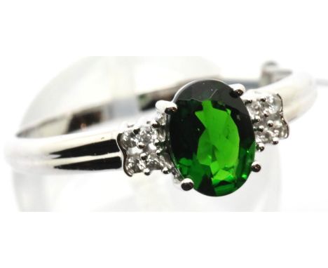 9ct white gold emerald ring with diamond shoulders, size U, 2.2g. P&amp;P Group 1 (£14+VAT for the first lot and £1+VAT for s
