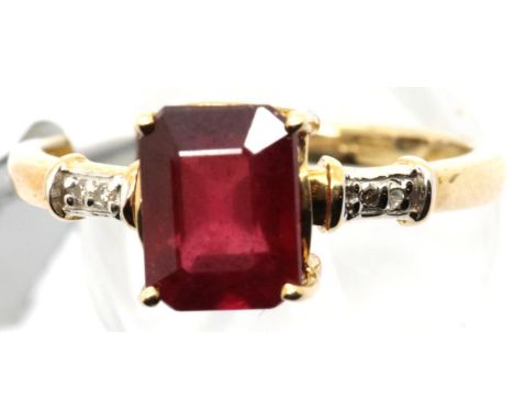 9ct gold emerald cut ruby ring with diamond shoulders, size S/T, 3.1g. P&amp;P Group 1 (£14+VAT for the first lot and £1+VAT 
