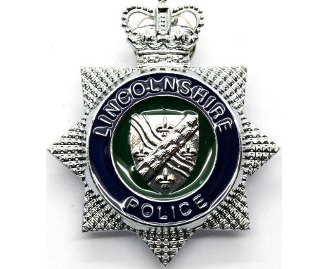 Lincolnshire Police enamelled metal cap badge, unused. P&amp;P Group 1 (£14+VAT for the first lot and £1+VAT for subsequent l