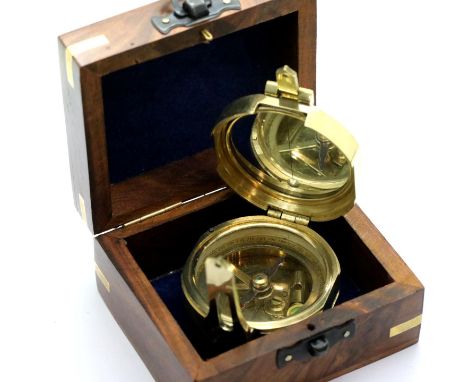 Boxed brass compass marked Stanley London, D: 5.5 cm. P&amp;P Group 1 (£14+VAT for the first lot and £1+VAT for subsequent lo