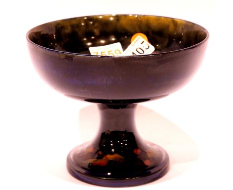 Large signed Moorcroft footed bowl, in the Blue Pomegranate pattern, D: 19 cm. P&amp;P Group 3 (£25+VAT for the first lot and