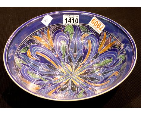 Julia Carter Preston, a large lustre glazed sgraffito decorated bowl, D: 29 cm. P&amp;P Group 3 (£25+VAT for the first lot an