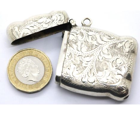 Victorian hallmarked silver vesta case, Birmingham assay 1869, L: 4.5 cm, 21g. P&amp;P Group 1 (£14+VAT for the first lot and