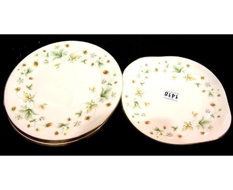 Eleven Royal Doulton Strawberry Cream dinner plates and four cake plates. P&P Group 3 (£25+VAT for the first lot and £5+VAT f