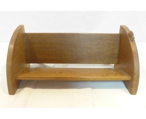 A Robert 'Mouseman' Thompson oak book trough, H.20 W.45 D.20cm 