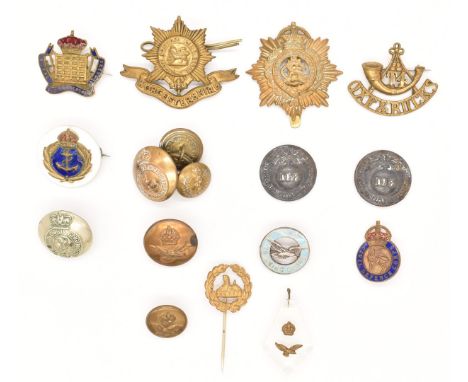 British military and other badges and buttons including Worcestershire Regiment, Gloucestershire Regiment, Air Training Corps