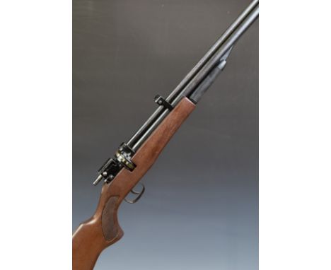 Qiqiang B5-3 .22 under-lever bolt-action air rifle with 12 shot rotary magazine, chequered semi-pistol grip and raised cheek 