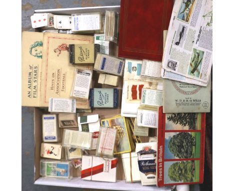 Mixed cigarette cards, trade cards and playing cards. P&amp;P Group 3 (£25+VAT for the first lot and £5+VAT for subsequent lo