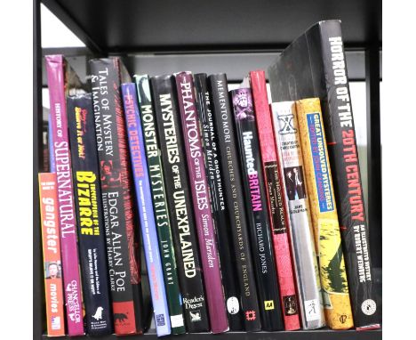 Shelf of horror and monster related books. P&amp;P Group 3 (£25+VAT for the first lot and £5+VAT for subsequent lots) 