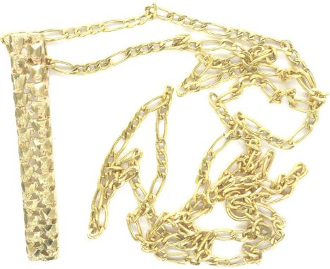 9ct gold pendant on a fine 9ct gold chain, chain L: 44 cm, pendant L: 30 mm, combined 2.5g. P&amp;P Group 1 (£14+VAT for the 