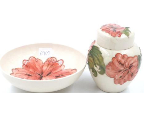 Moorcroft covered jar and dish in the Hibiscus pattern, H: 12 cm, no cracks or chips. P&amp;P Group 1 (£14+VAT for the first 