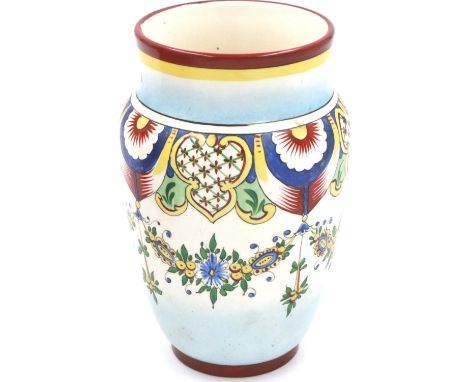 Hand painted floral vase in fitted wooden case, H: 17 cm, no cracks or chips. P&amp;P Group 3 (£25+VAT for the first lot and 