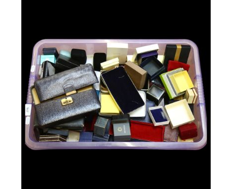 A large collection of jewellery and ring presentation boxes (boxful) 