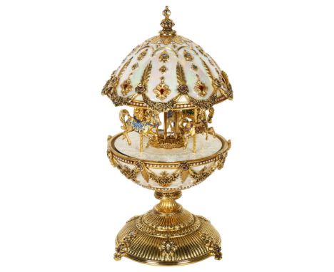 The Franklin Mint, Faberge Imperial carousel egg by House of Faberge, rotating table centre H27cmGood Condition 