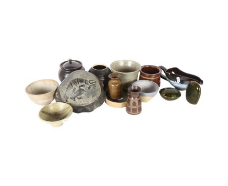 A quantity of Studio pottery, to include various vases, small bowls, an R Irving Lettel Cornish pottery gravy jug, and an Abo