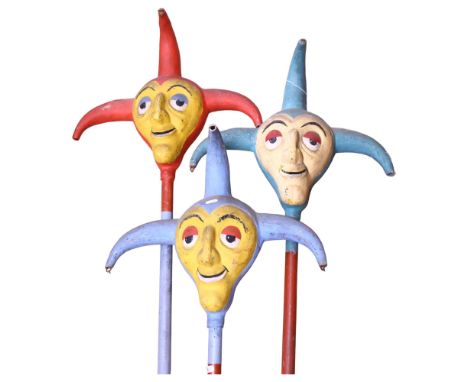 3 Vintage novelty jester heads on stands, H154cm 