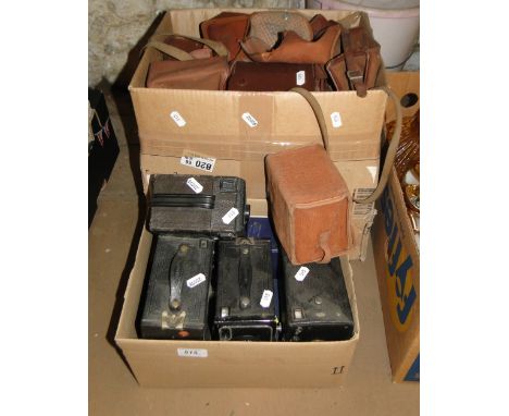 Quantity of Vintage cameras, etc.