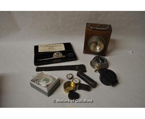 Small collectibles including a Sundo altimeter, Ever Ready wooden torch, small brass spirit level by Rabone in original leath