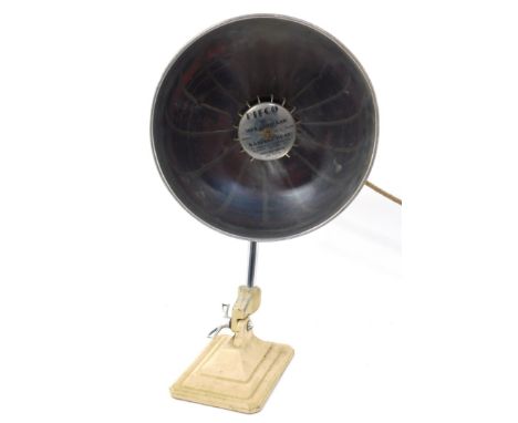 A Pifco infrared radiant heat lamp model 1020, boxed. 