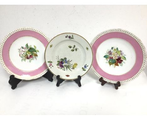 A 19thc Spode creamware plate decorated with handpainted floral sprays, butterflies etc., impressed mark verso, slight crazin