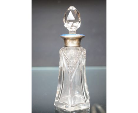 Early 20th century scent bottle with silver mount & enamel - minor enamel loss 