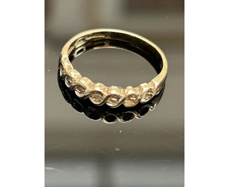 9ct Gold ring Size K