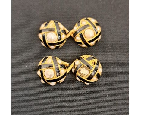 PAIR OF GOLD SEED PEARL AND BLACK ENAMEL CUFFLINKSthe unmarked high carat gold cufflinks with a lattice design of seed pearls