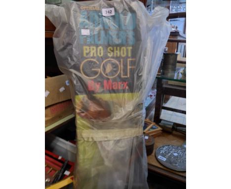 A Louis Marx Arnold Palmer Pro Shot golf game