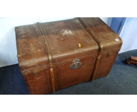 A travelling trunk