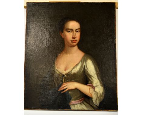AN 18TH CENTURY STYLE OIL PORTRAIT, depicting female in cream dress, approximately 76.5cm x 63.5cm (canvas laid down)