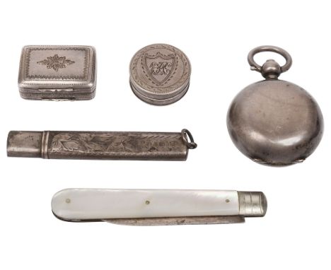A George III silver vinaigrette, a bright cut pill box, a plated sovereign case and other silver itemsfirst Birmingham, 1820 