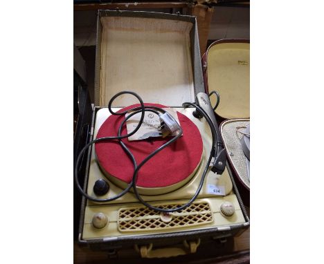 REGENTONE PORTABLE RECORD PLAYER