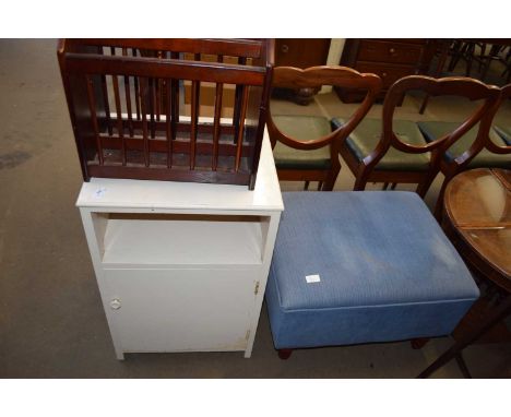 WHITE BEDSIDE CABINET, A MAGAZINE RACK AND A BLUE UPHOLSTERED FOOT STOOL, AND A LIGHT WOOD EFFECT SMALL SHELF UNIT (4)