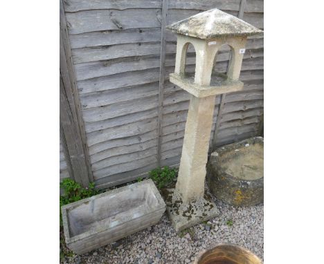 Stone bird table together with trough - Approx height: 146cm 