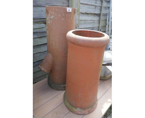 Terracotta drainage pipe together with chimney pot 