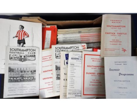 Football programmes, Southampton FC, a collection of approx. 400 programmes (approx. 300 homes &amp; 100 aways), 1960's/early