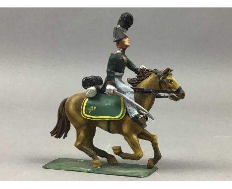 COLLECTION OF RUSSIAN PAINTED LEAD SOLDIERS,comprising six general historical figures, fifteen Battle of Borodino figures and