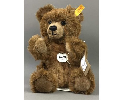 COLLECTION OF MODERN STEIFF BEARS AND TOYS,including Trampili The Elephant, Edward Trunk and Grizzly Ted (7)
