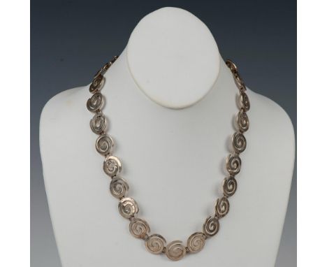 Sterling silver spiral links with a box tab clasp that is stamped 925 Mexico. Dimensions: 20"LCountry of Origin: MexicoCondit