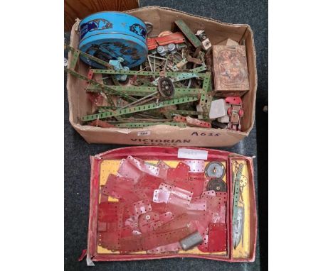 QTY OF VINTAGE MECCANO 