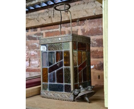 BRASS &amp; STAINED GLASS PANELLED LANTERN WITH GLASS RESIVOIR  