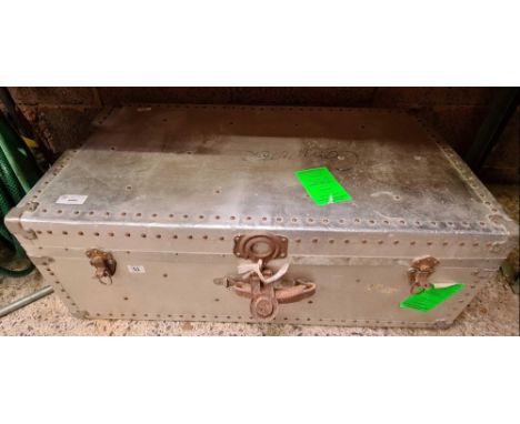 ALUMINIUM TRAVEL SHIPPING TRUNK