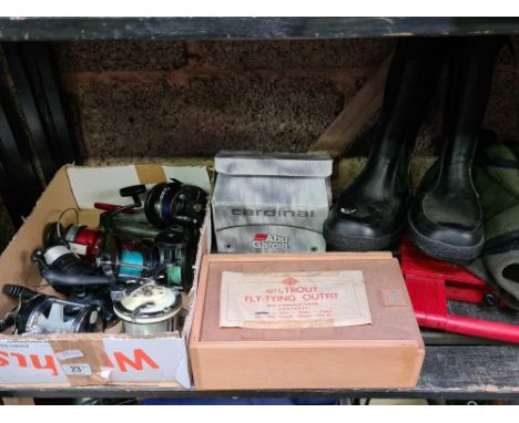 QTY OF FISHING REELS, AN AMBASSADOR 9000C, A PENN DELMAR SIGMA 350 &amp; OTHERS, A FLY TYING OUTFIT IN BOX, FISHING SEAT JACK