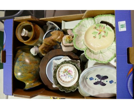 A mixed collection of items to include Carlton ware plates, mottled green vase, Radford plates, novelty items etc 