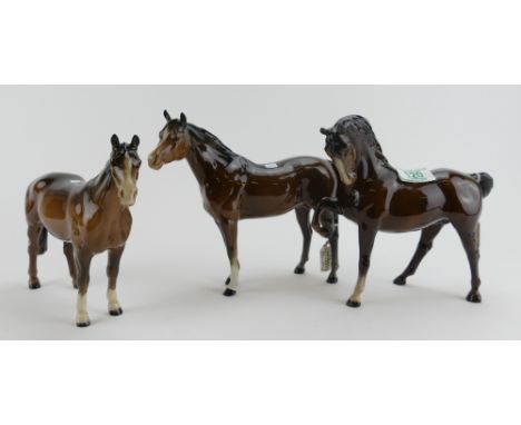 Beswick Arab Bahram 1771 (restored), Huntsman horse and horse Leg up Head tucked 1549 (3) 