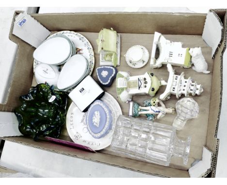 A mixed collection of ceramics to include Wedgwood jasper ware trinklet boxes, Coalport houses, miniature Royal Albert Christ