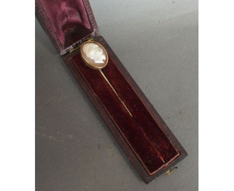 A Yellow Metal Mounted Stick Pin with Oval Cameo depicting a Classical Bust within original case